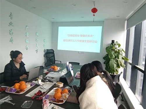 1742865144151672.jpg 640 (1).jpg