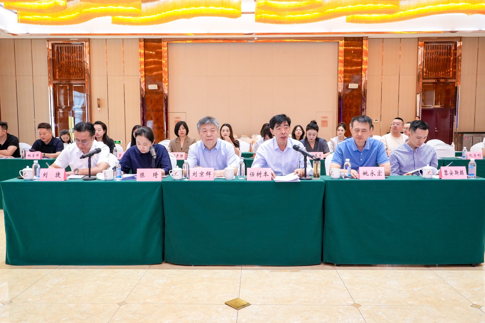 1756349115680400.jpg 15616288.jpg